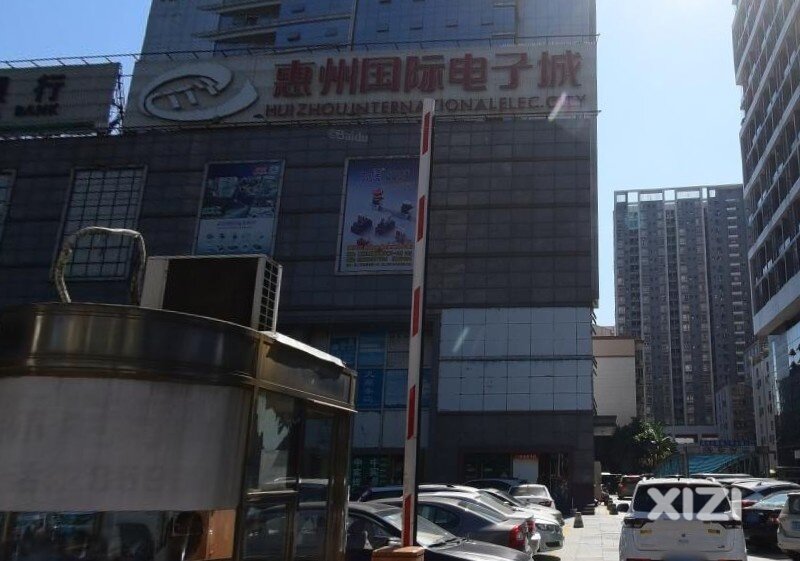 在线的进来，急事。