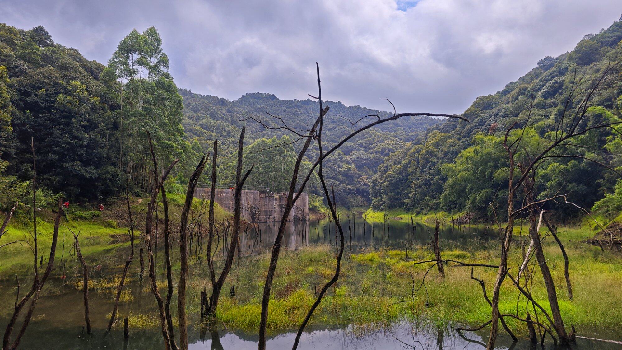 河源桂山天坑