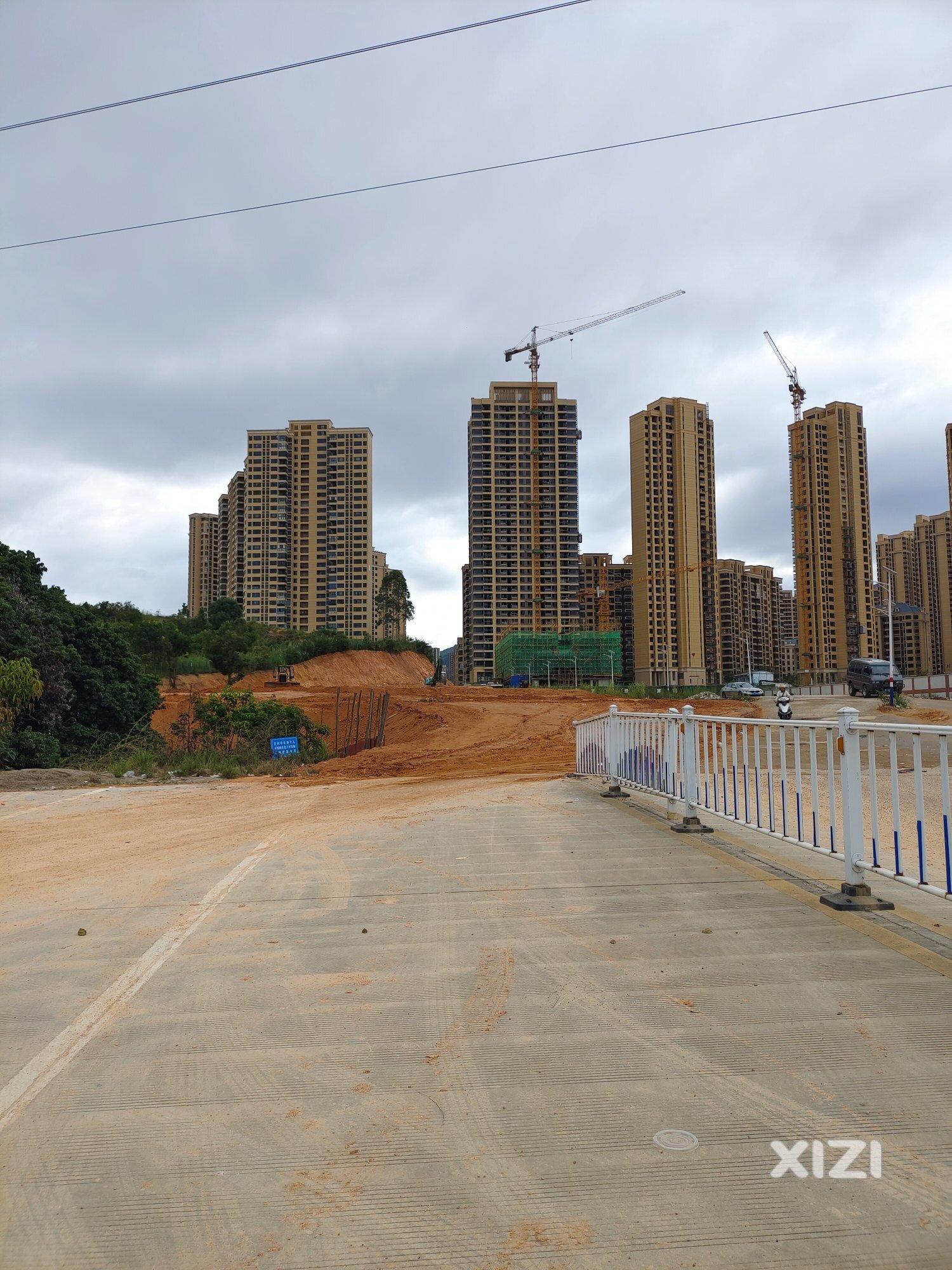 嘉旺城后面要打路了？