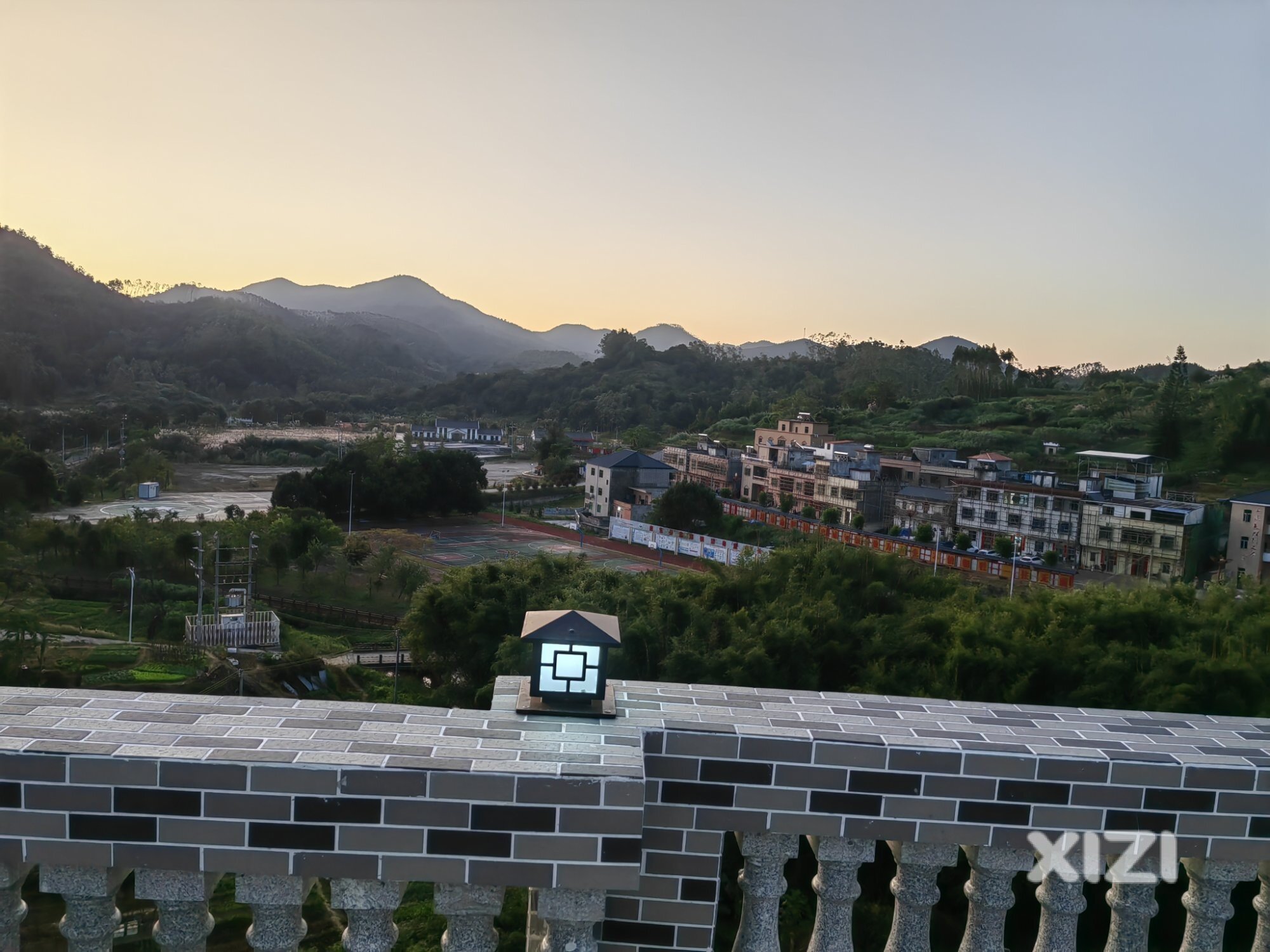 以后回到老家总算有个落脚之地