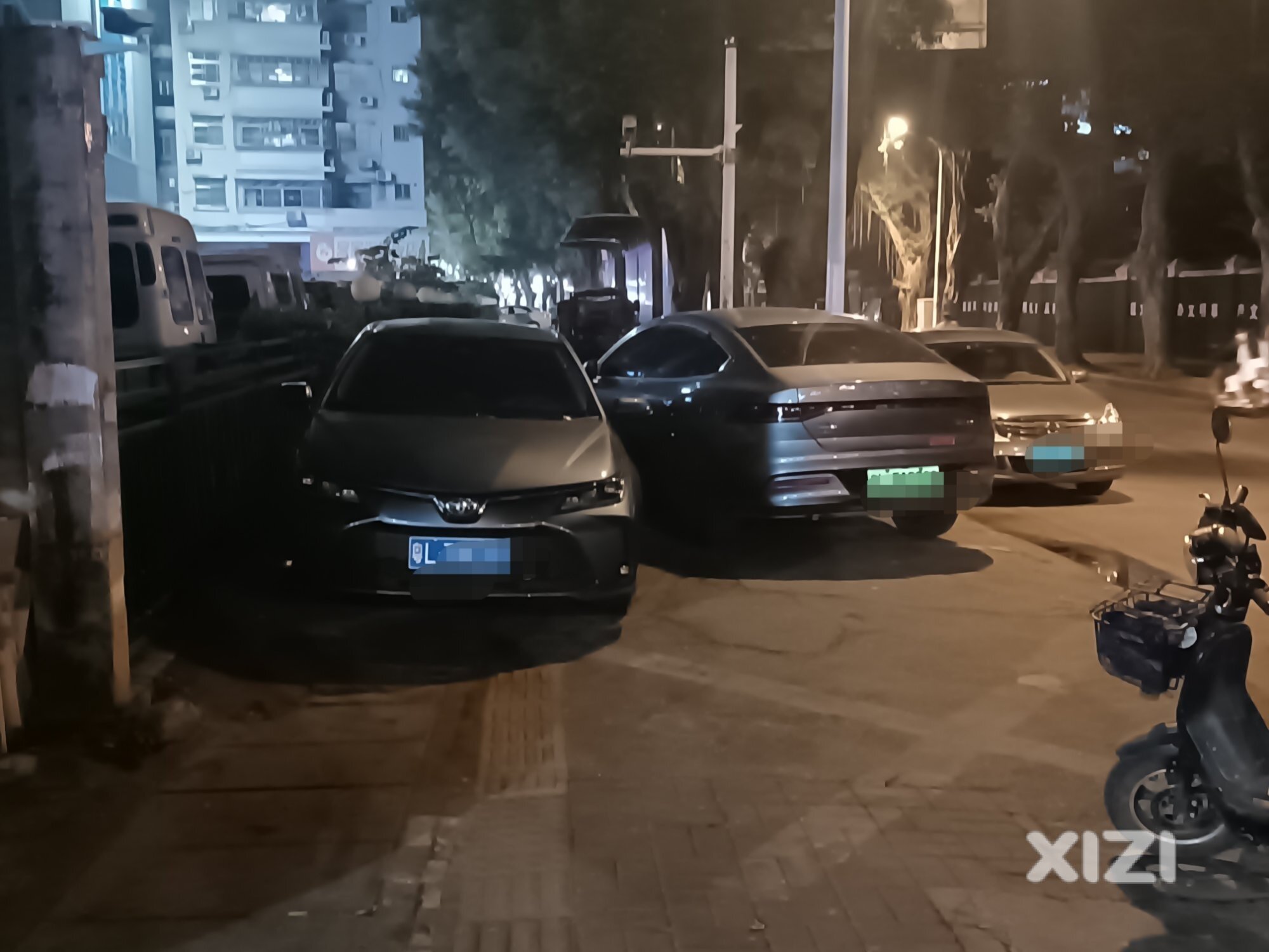 乱停乱放