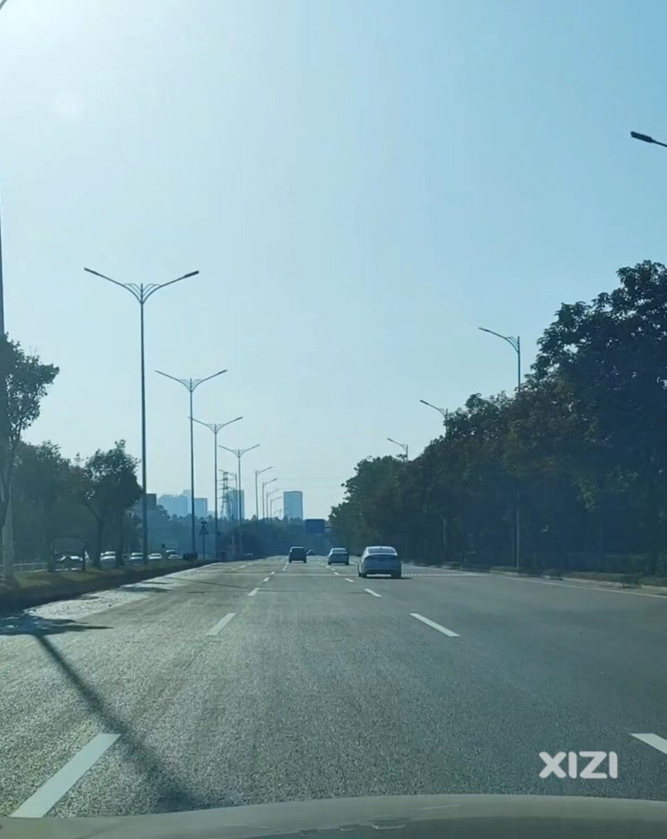 惠博大道焕然一新了，没有坑洼和补丁的路，就是你好走