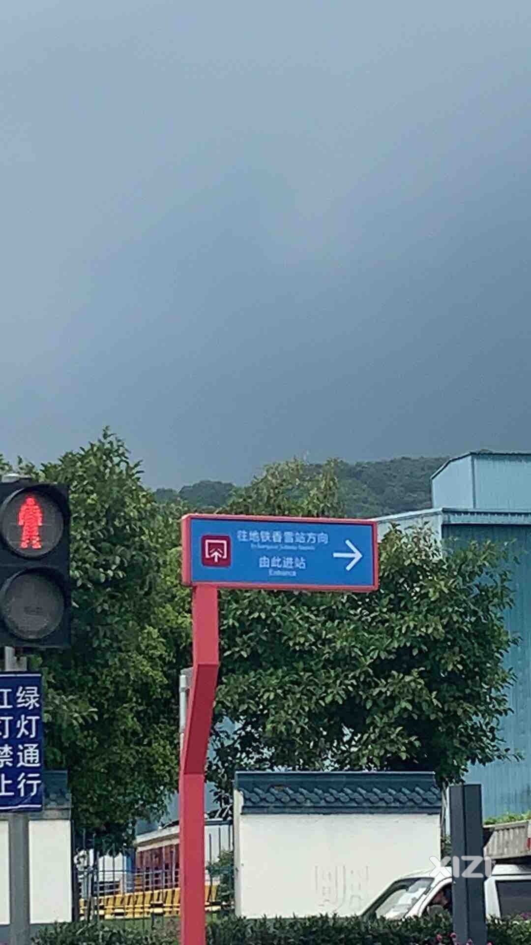 今天体验一下有轨电车 感觉惠州北站到惠州南站应该也应该搞一个