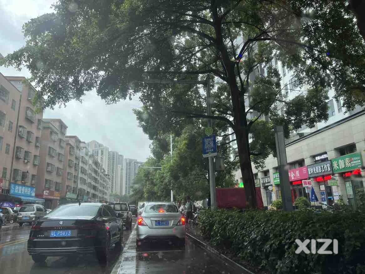 一百多万的房子住着，