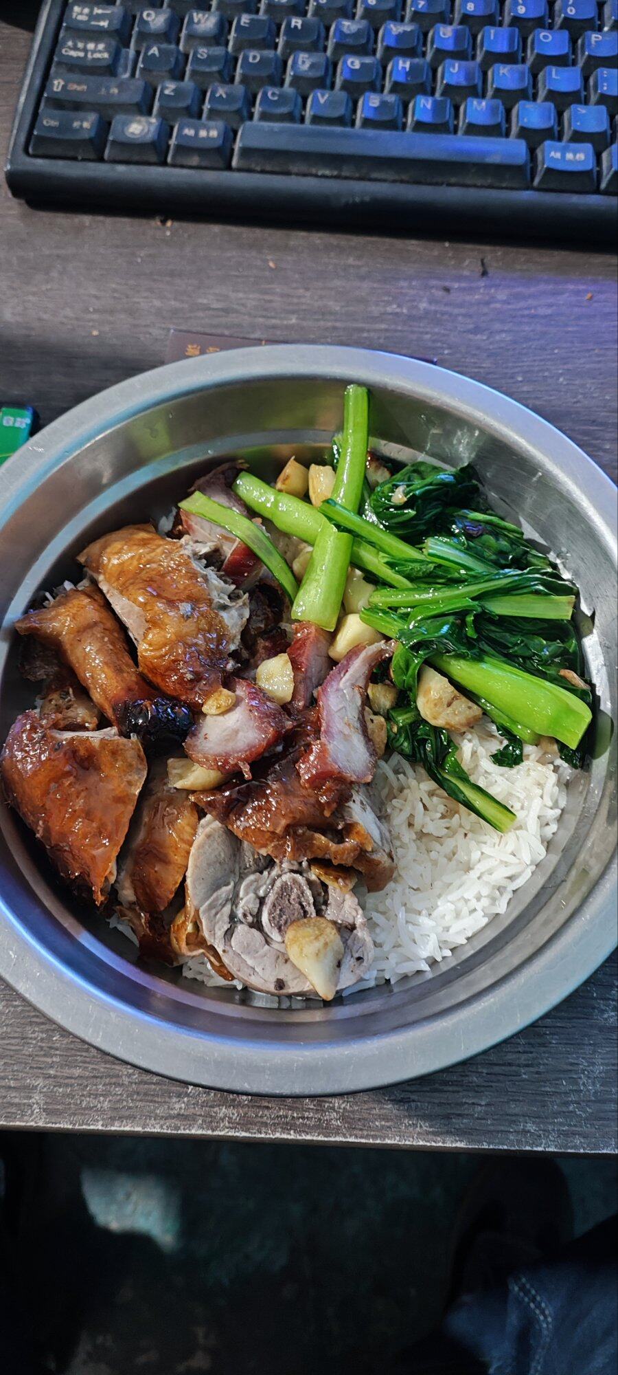 传说中的铁饭碗，平平淡淡简简单单又一餐