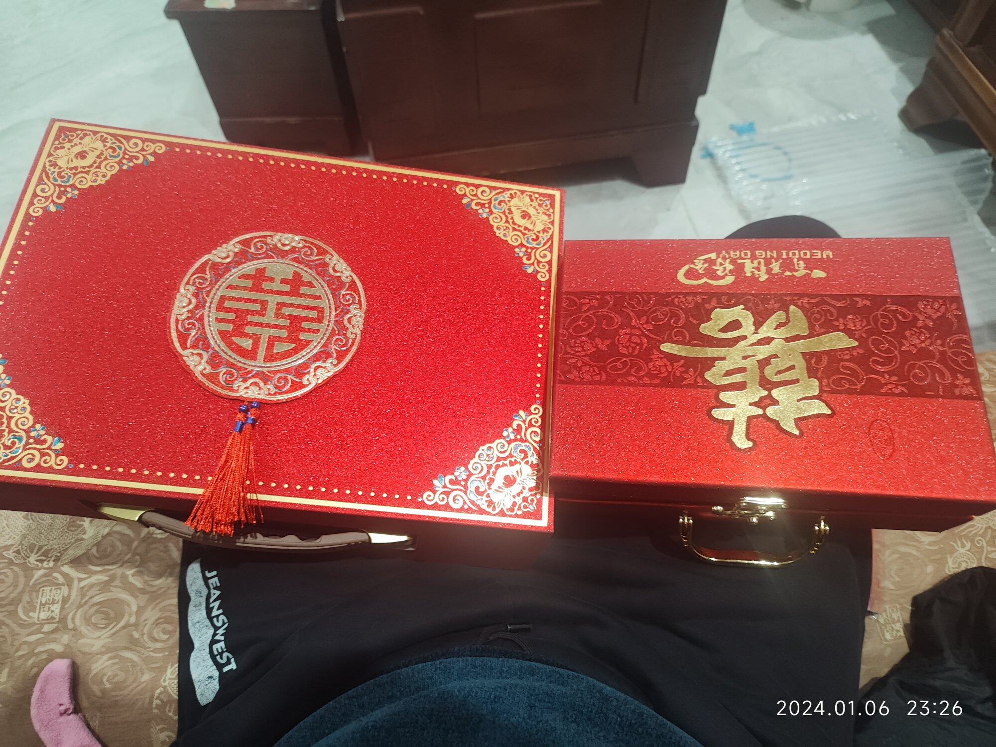 100万都装的下了[无所谓]