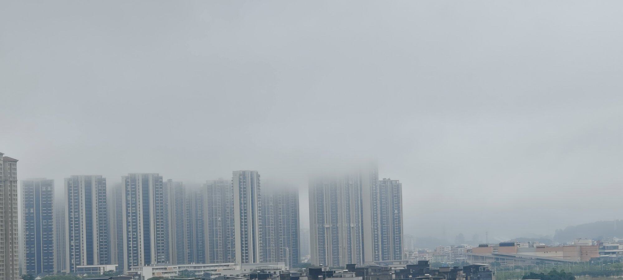 人间仙境，楼顶住户应