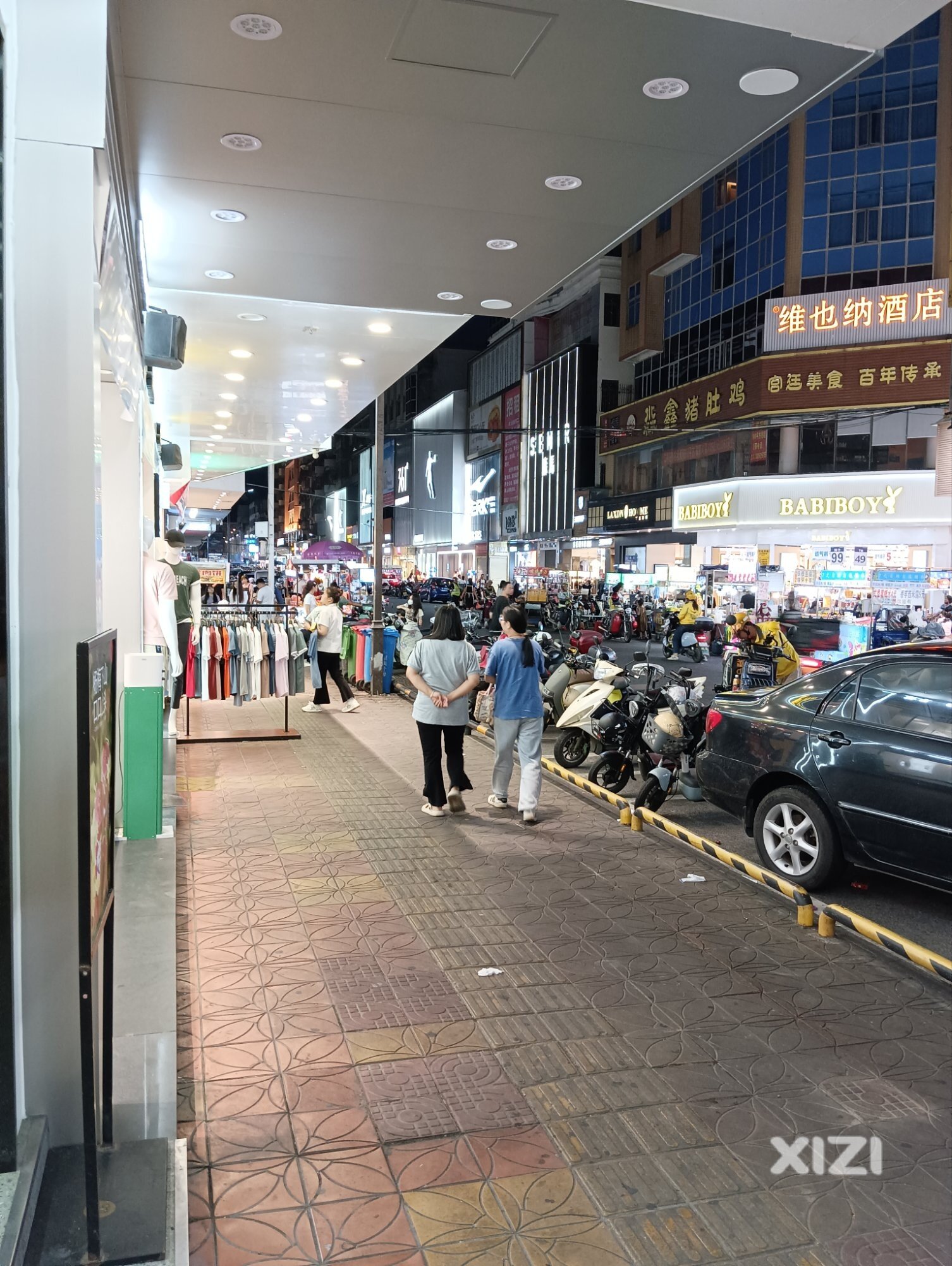夜逛东华路