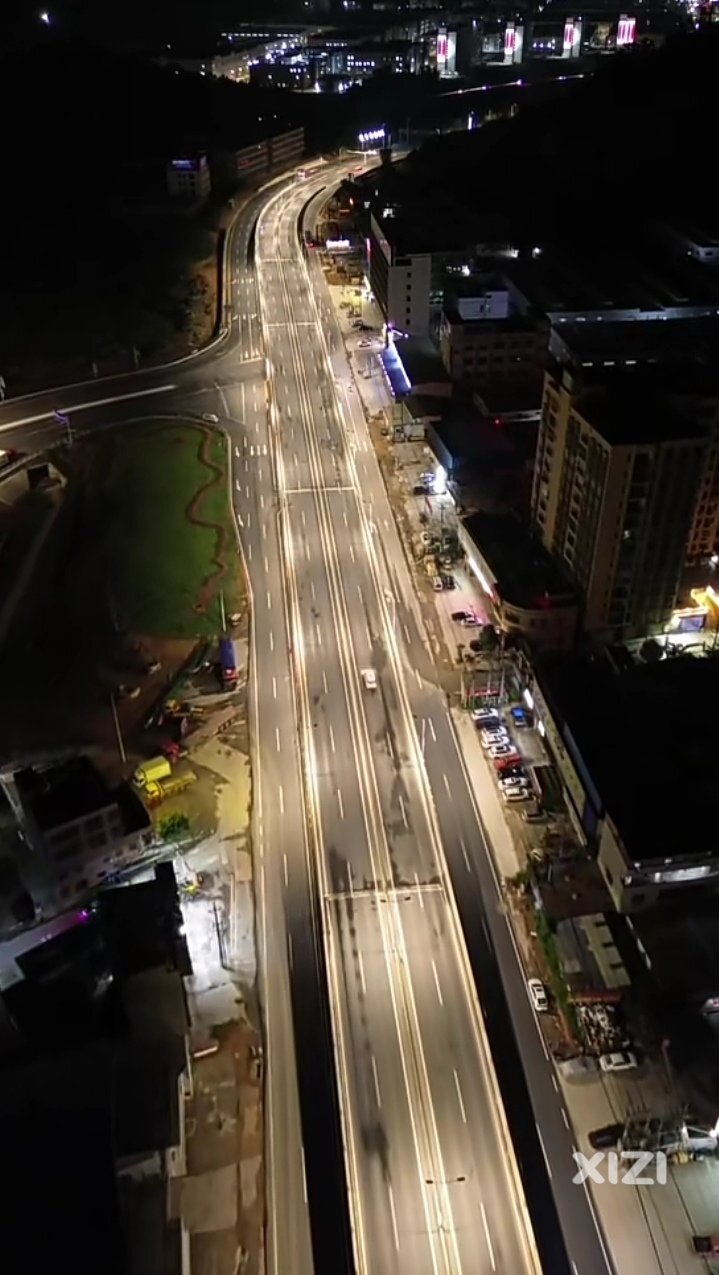 惠东吉隆白云仔沈海高速出入口，目前吉隆跨线桥道路建设改造现状