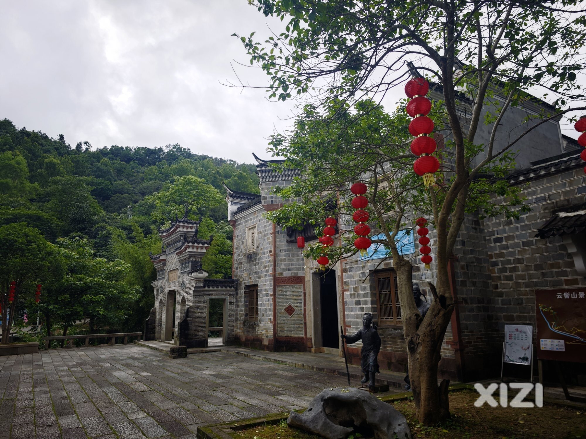 云髻山游玩。