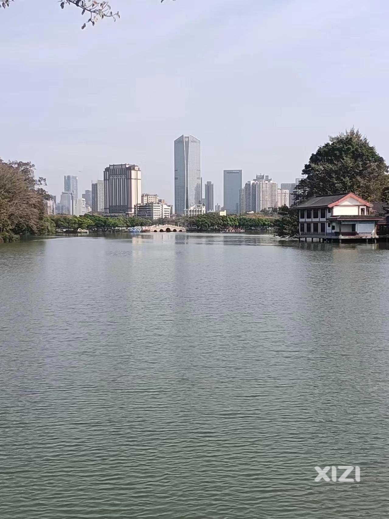 闲逛西湖