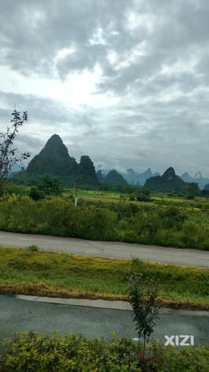 雨桂林美景