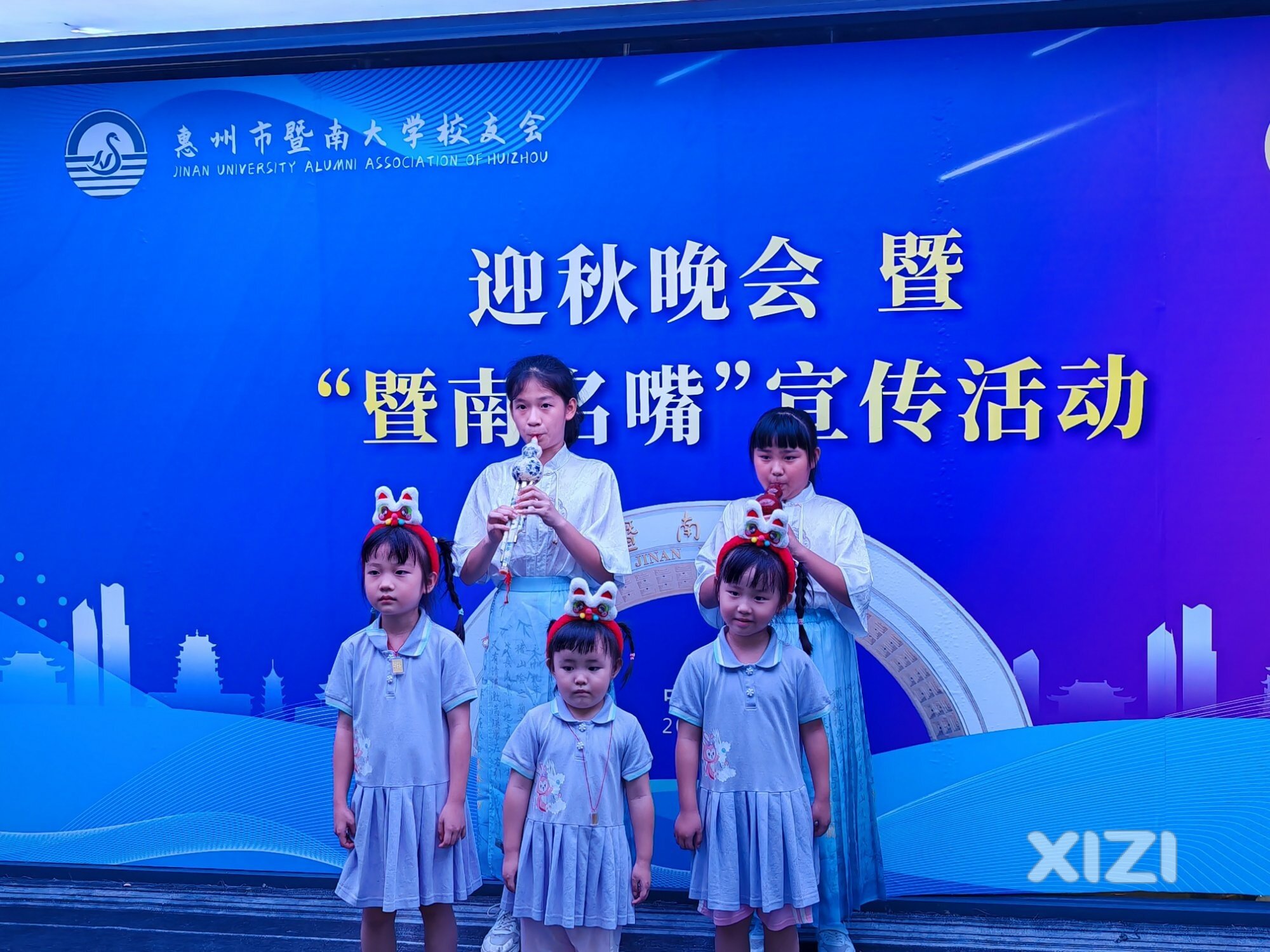 罗家有女初长成