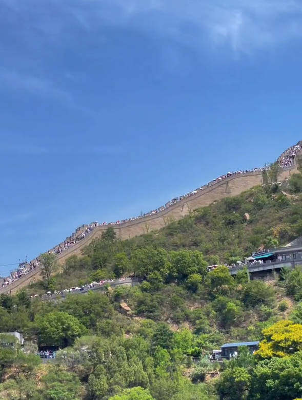 人多热闹