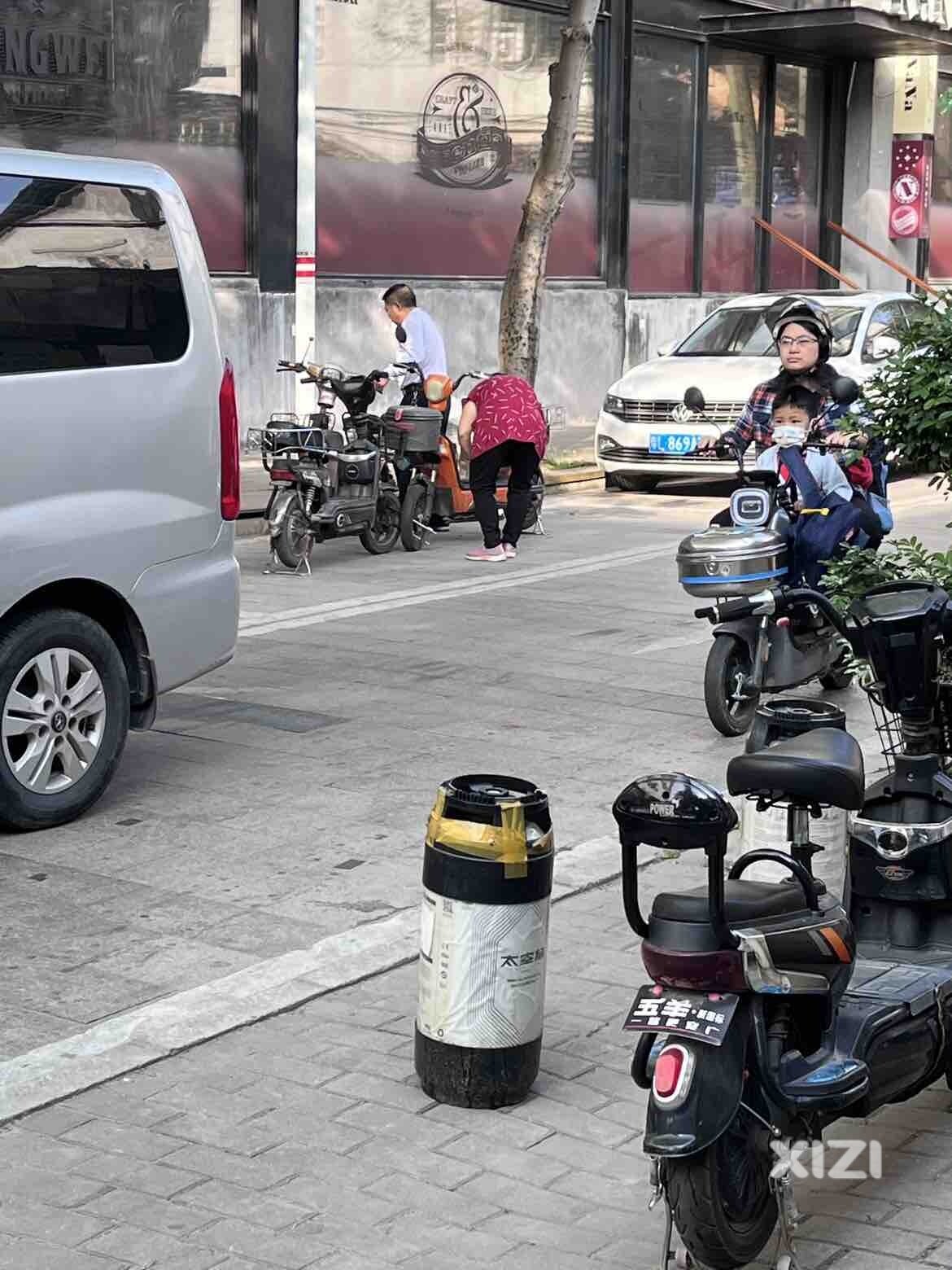专门霸位可以投诉吗？