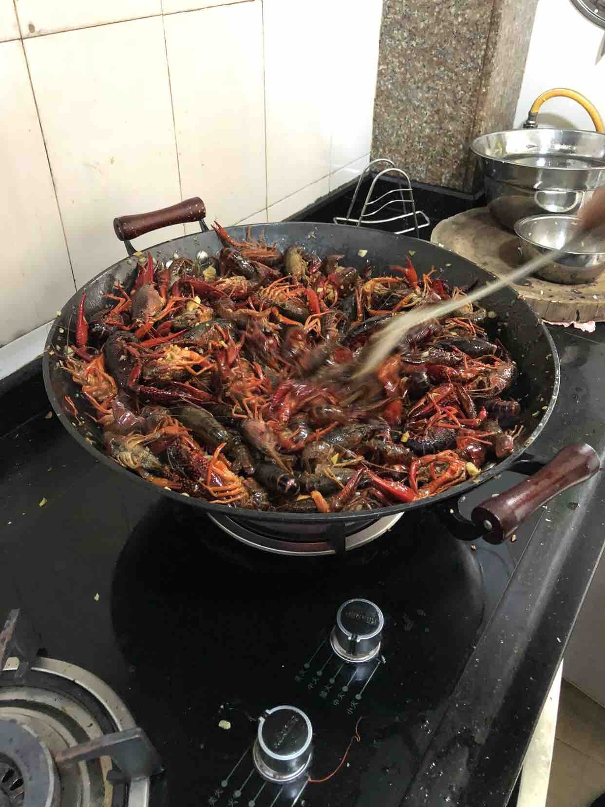 小龙虾的季节