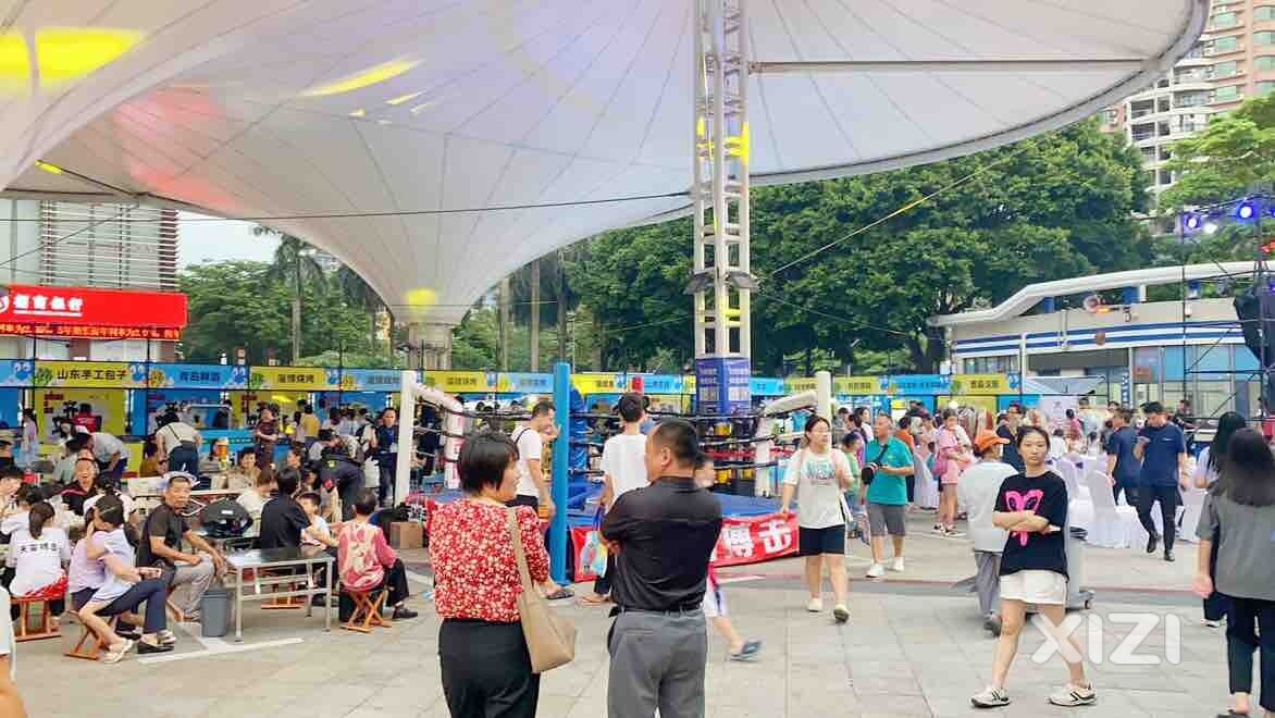 港惠怎么了，这么多人？