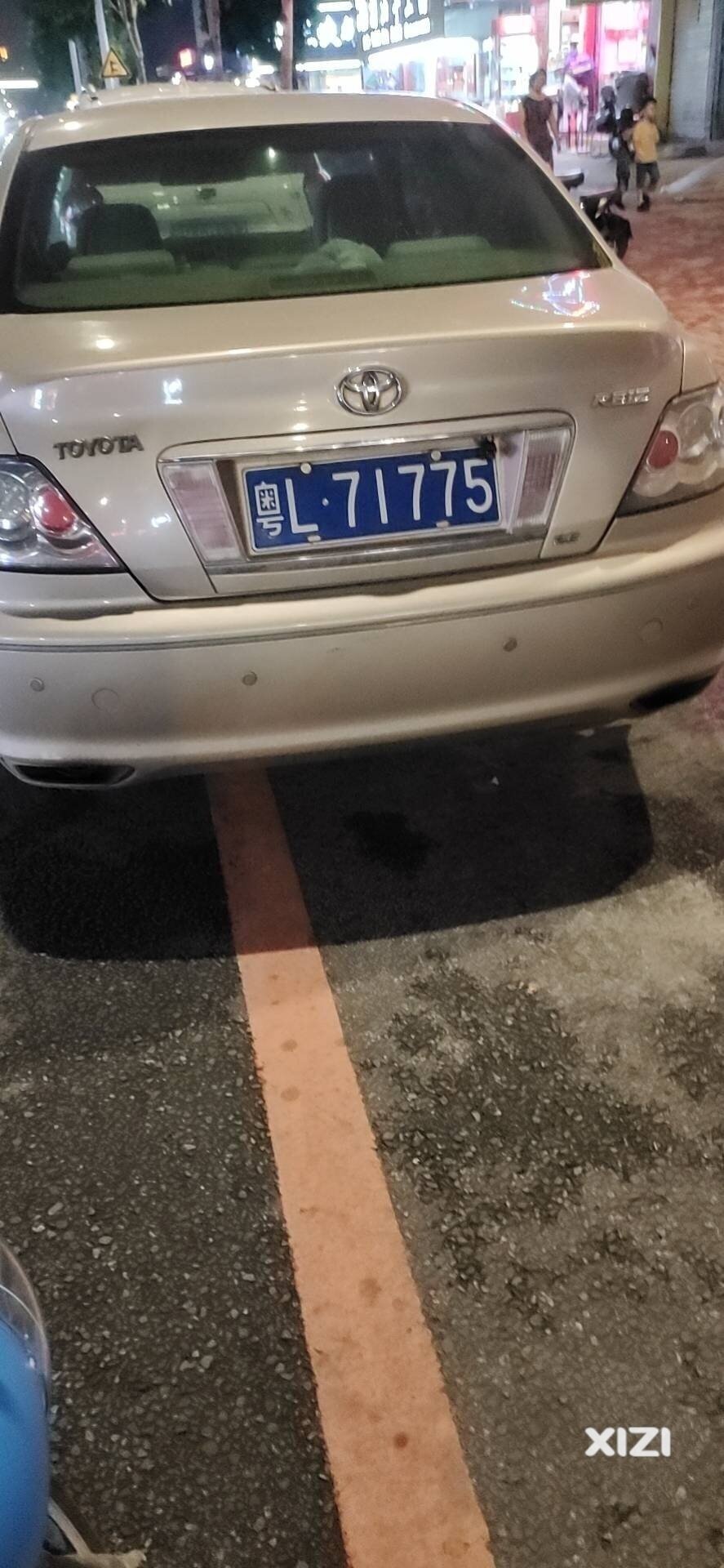 市区有修汽车道，为什么开车的总是不走呢，总是要来占一条非机动车道