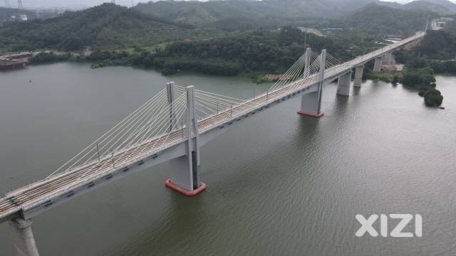 广汕高铁进入惠城区的精彩，东江大桥与联络线