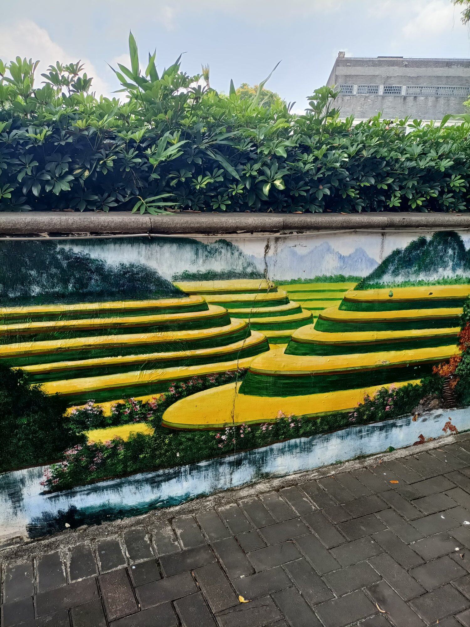 纵情山水