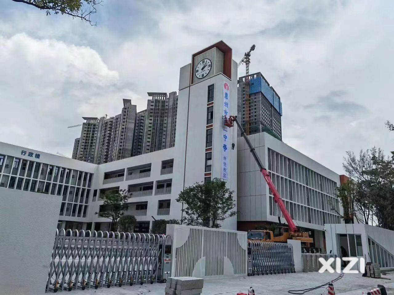 “惠州市第一中学仲恺校区”正式落户仲恺惠环