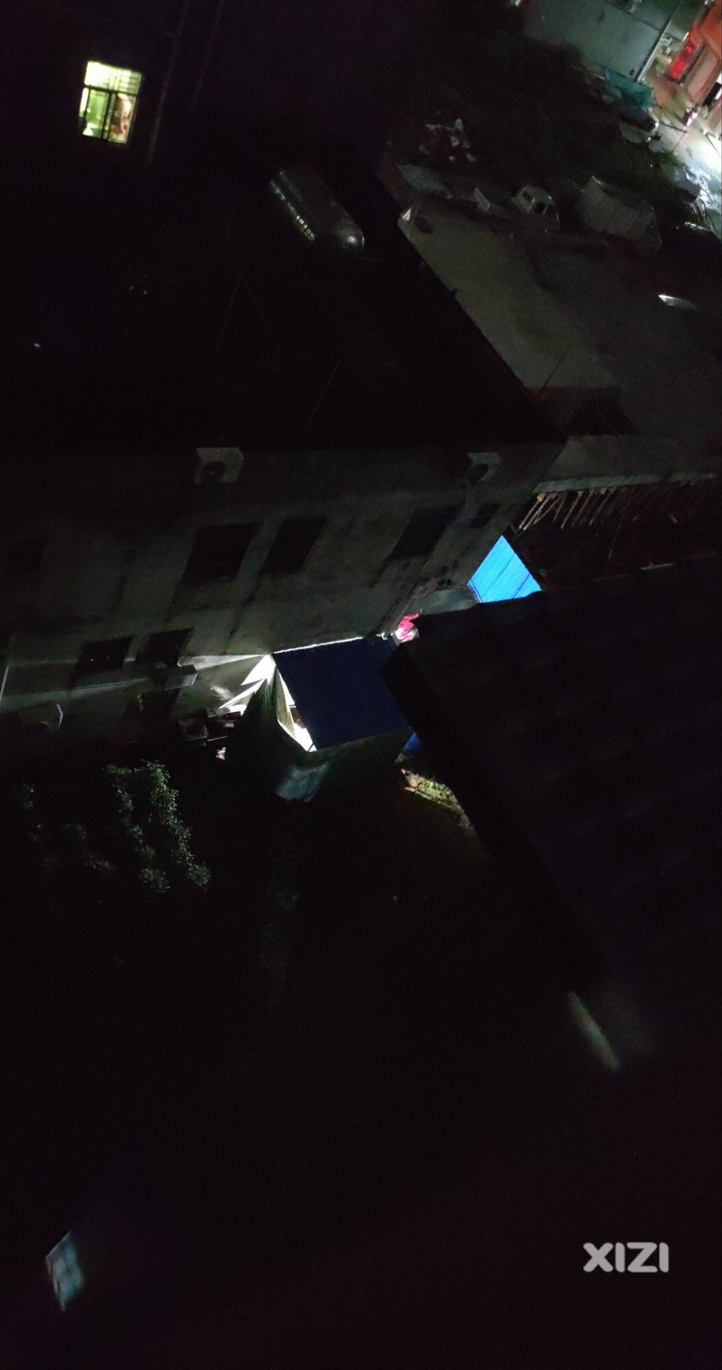 天天被迫闻烤鸭味道，真难受。