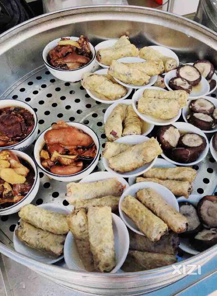 今天早上去了桥东吃古早味的早茶