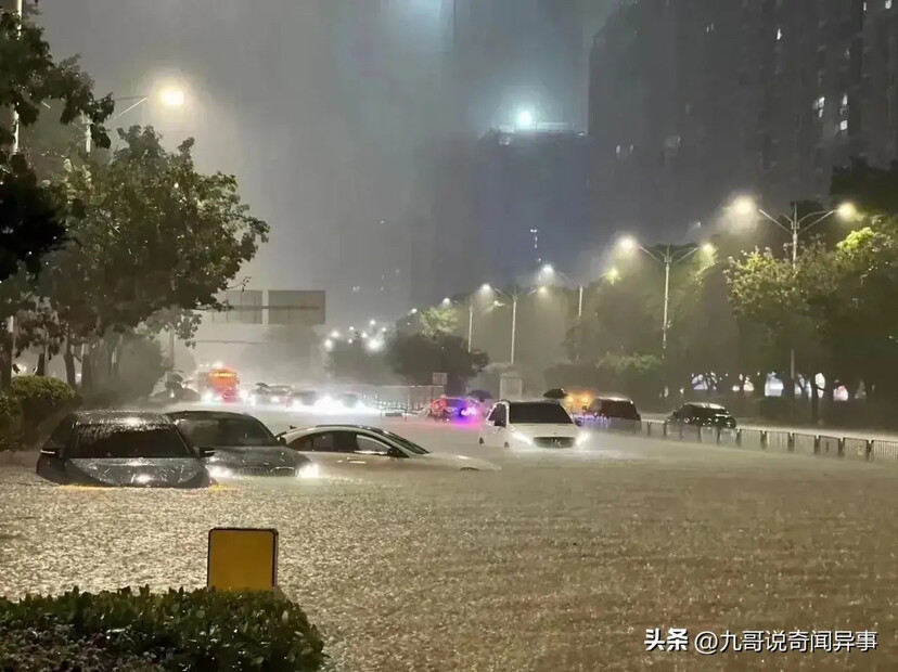 不懂就问，为什么有些车泡水后车灯都是亮的？
