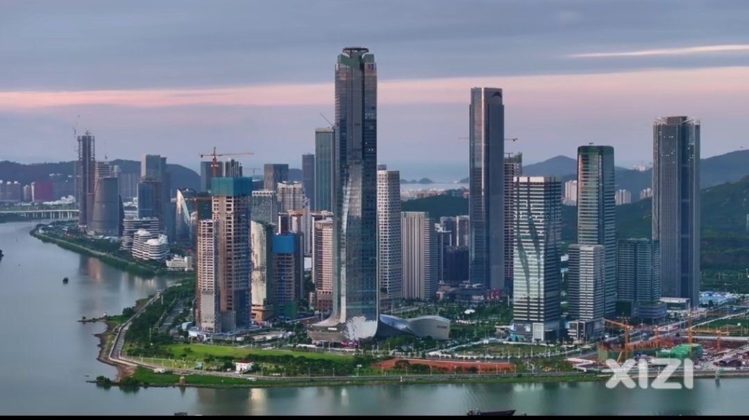 珠海城建CBD现在太强了很繁华！惠州也该重新规划一下建多10座大厦！