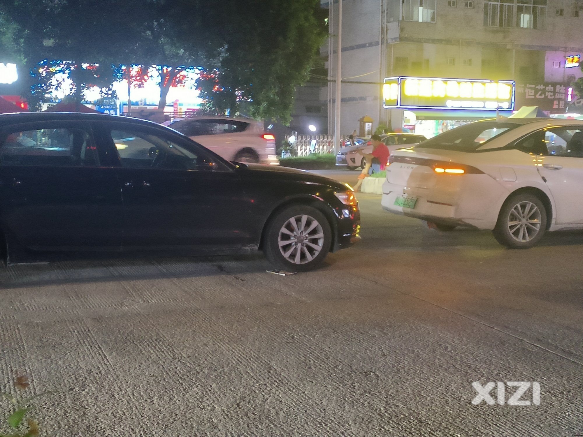 惠阳秋宝路新塘发生车祸