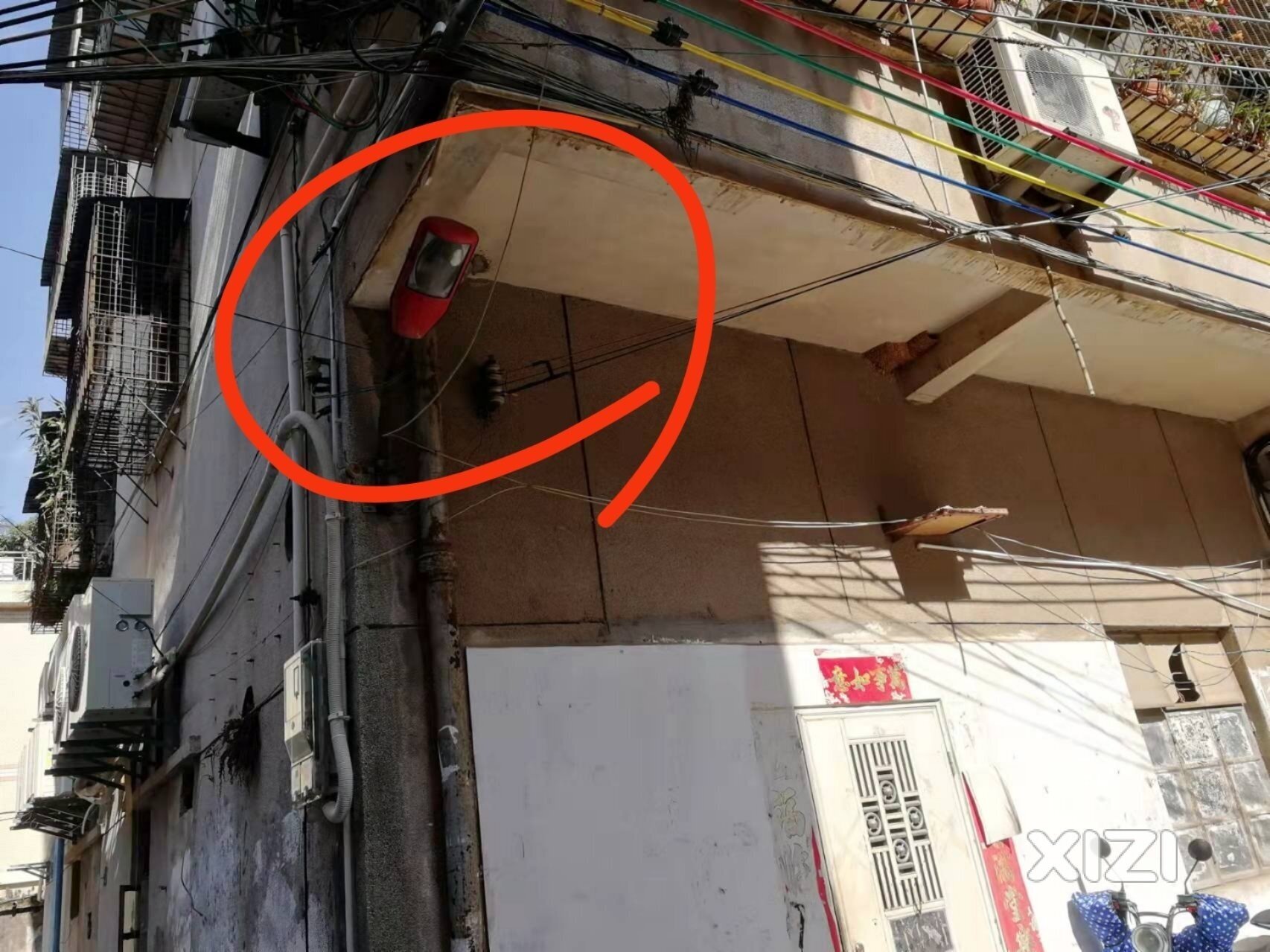 下角中路19号，路灯