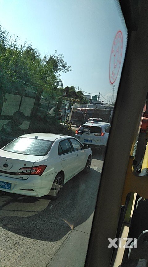 惠州三栋镇的三圳路口