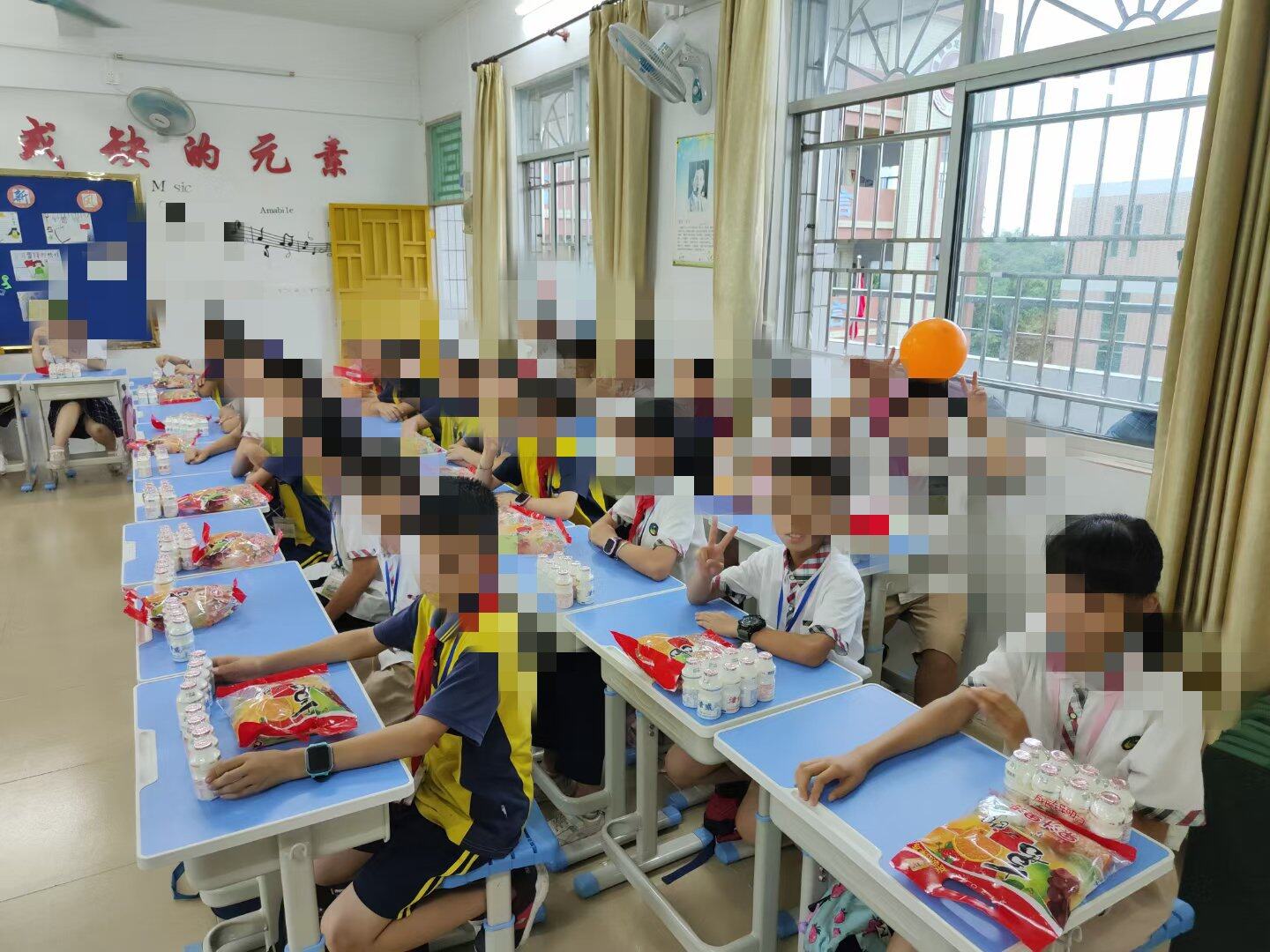 第一次过六一还要家长带礼物的