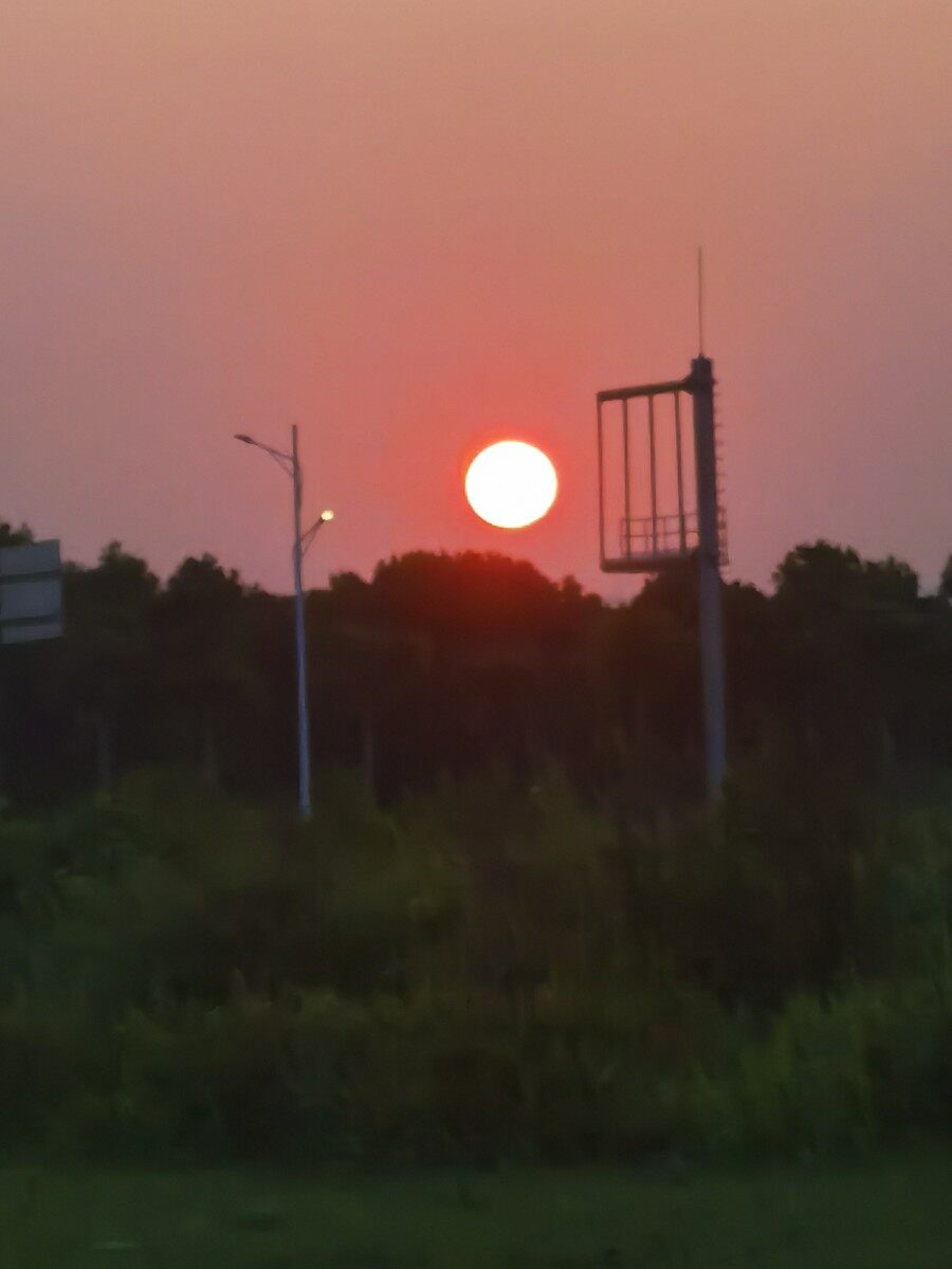 昨天大太阳，今天就超热