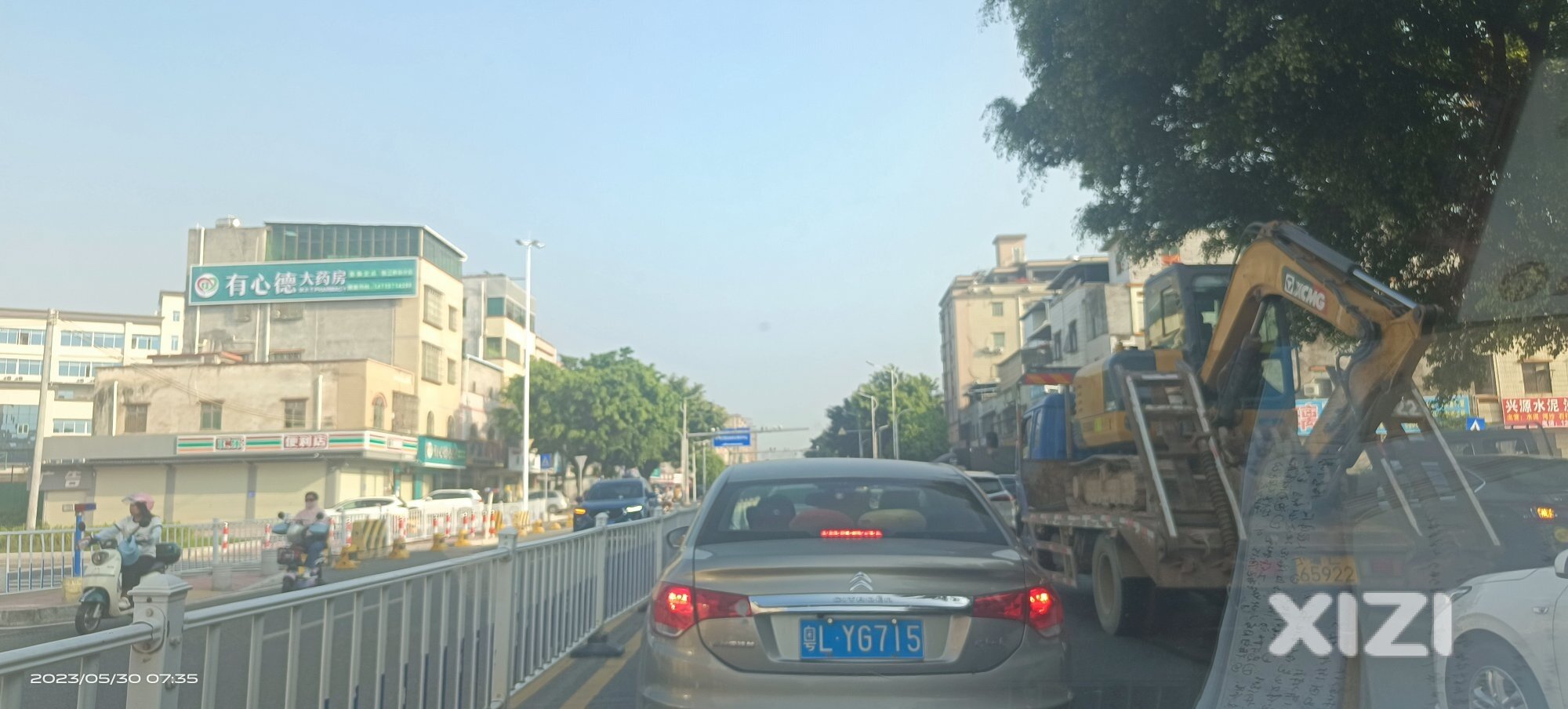 甲子天天上演堵车