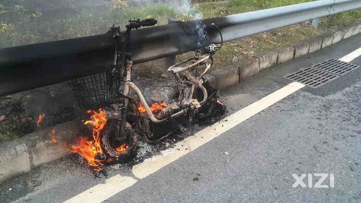 隆生大桥电动车