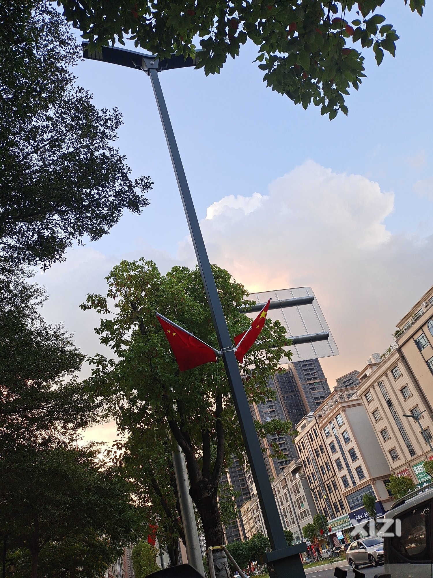 显眼的国旗