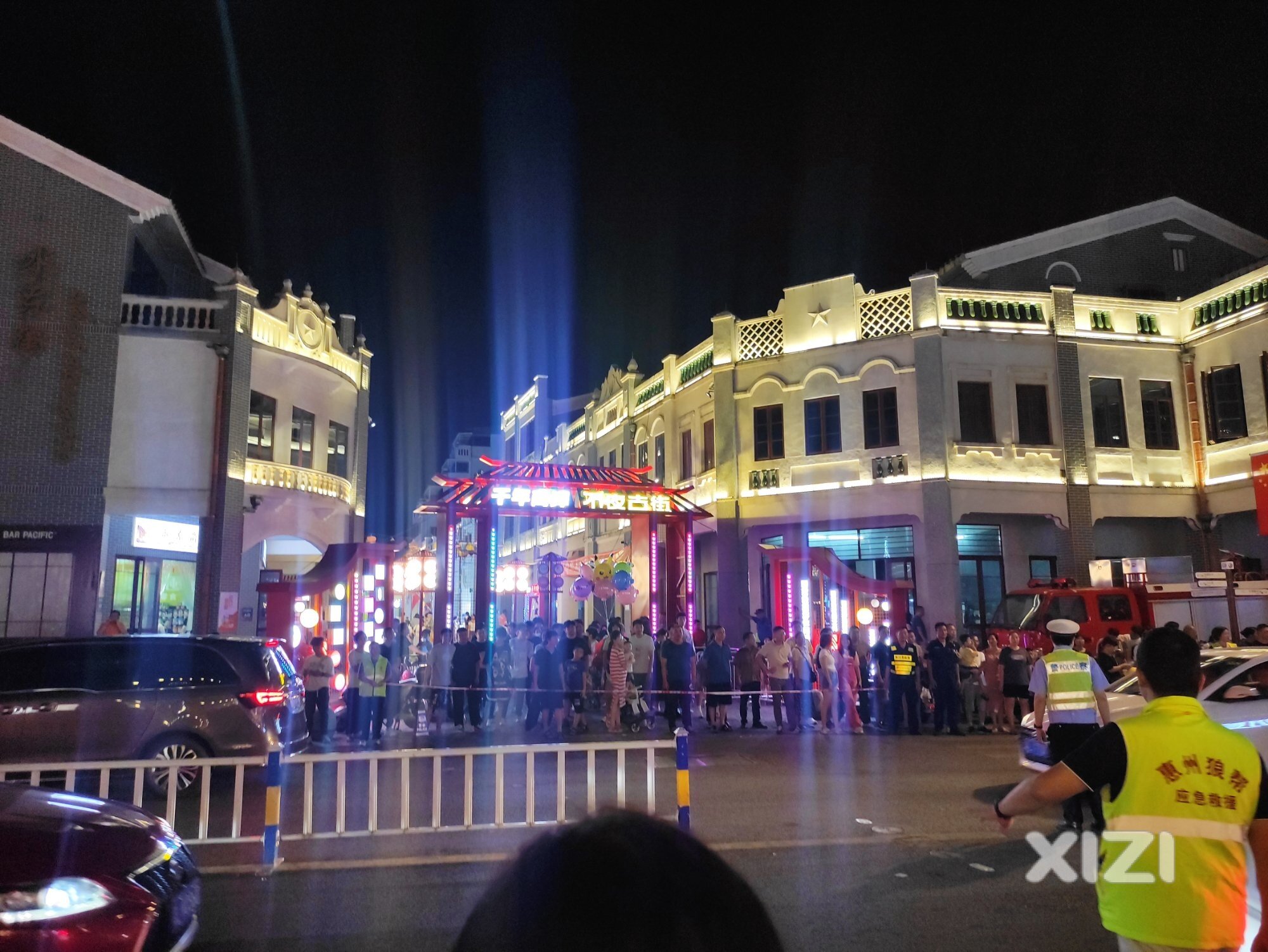晚饭过后水东街游玩，美丽惠州！祖国繁荣昌盛！