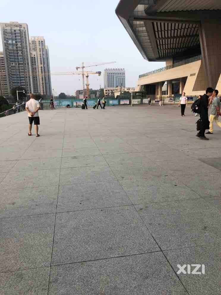 都是打工人啊
