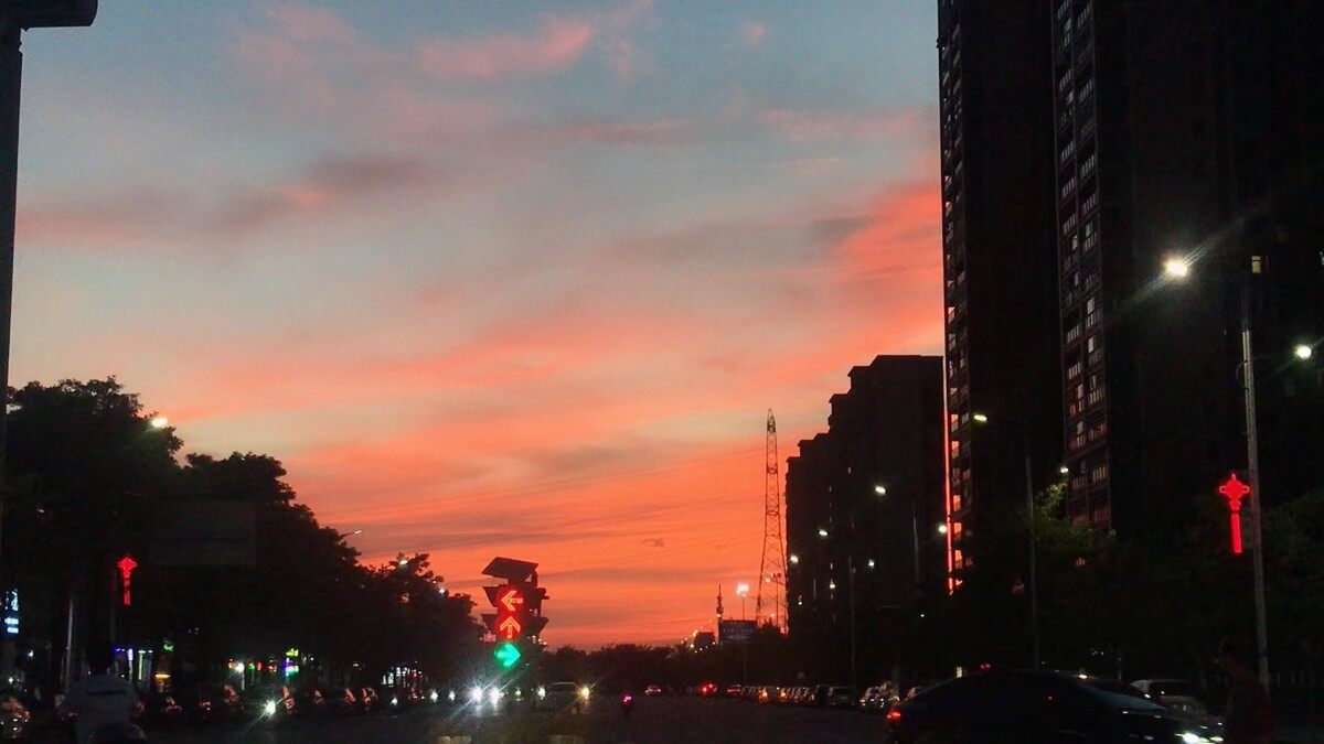 昨儿的黄昏你发圈了么