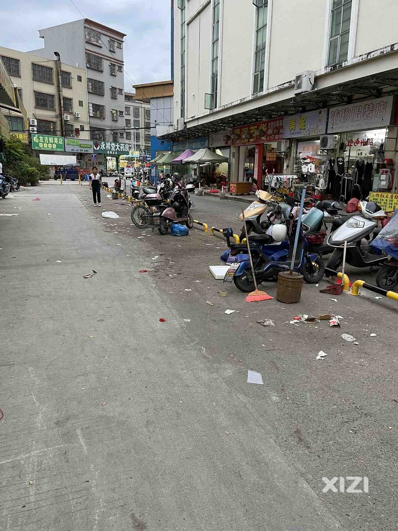 安全通道被设置了障碍物，