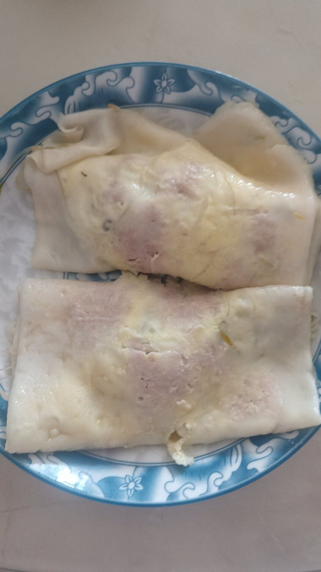沾米粉版蒸肠粉