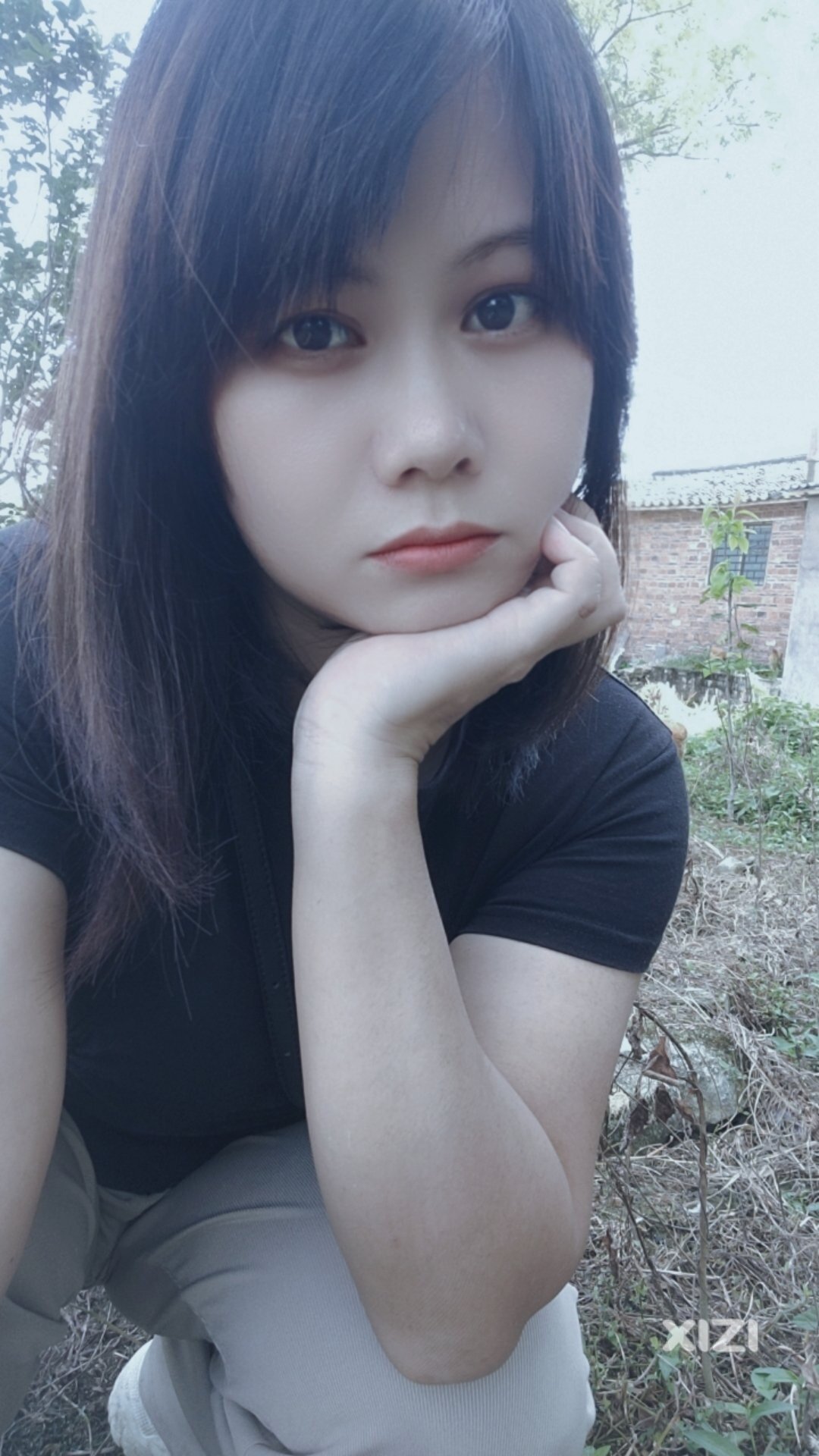 太过深沉的东西，只适合藏于心间。不能说透的东西，都需要时间释怀。
