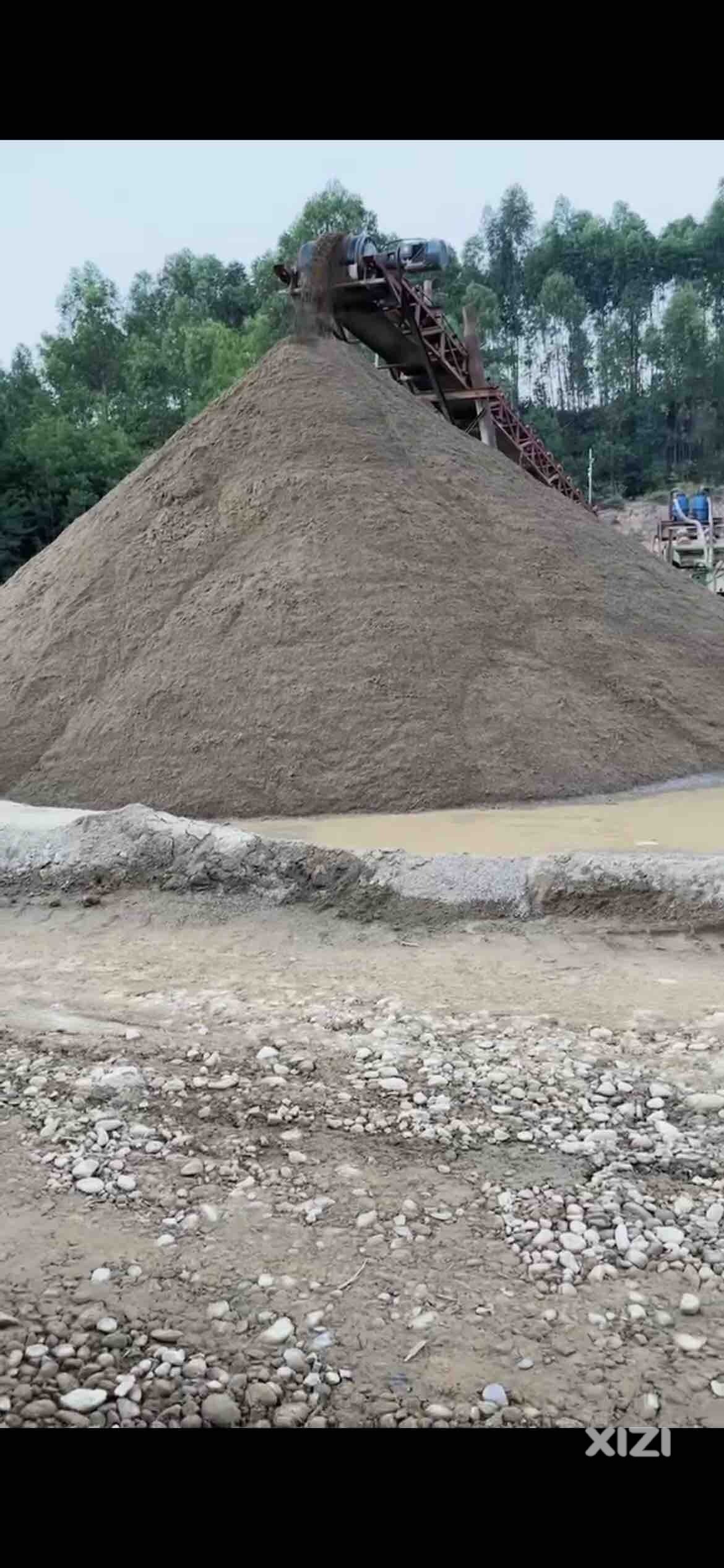 农民种菜搭建几平方强制拆除，毁林几十亩却无人管制