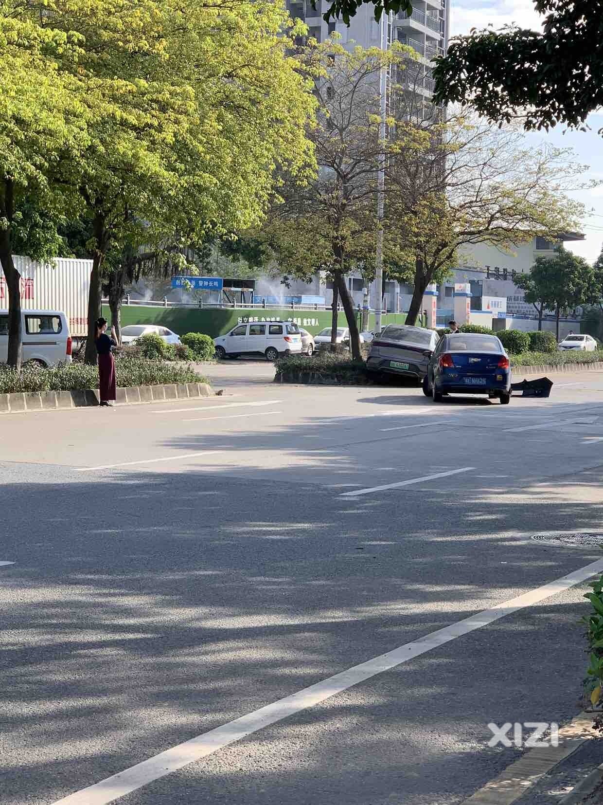 早上8点半城区技校旁