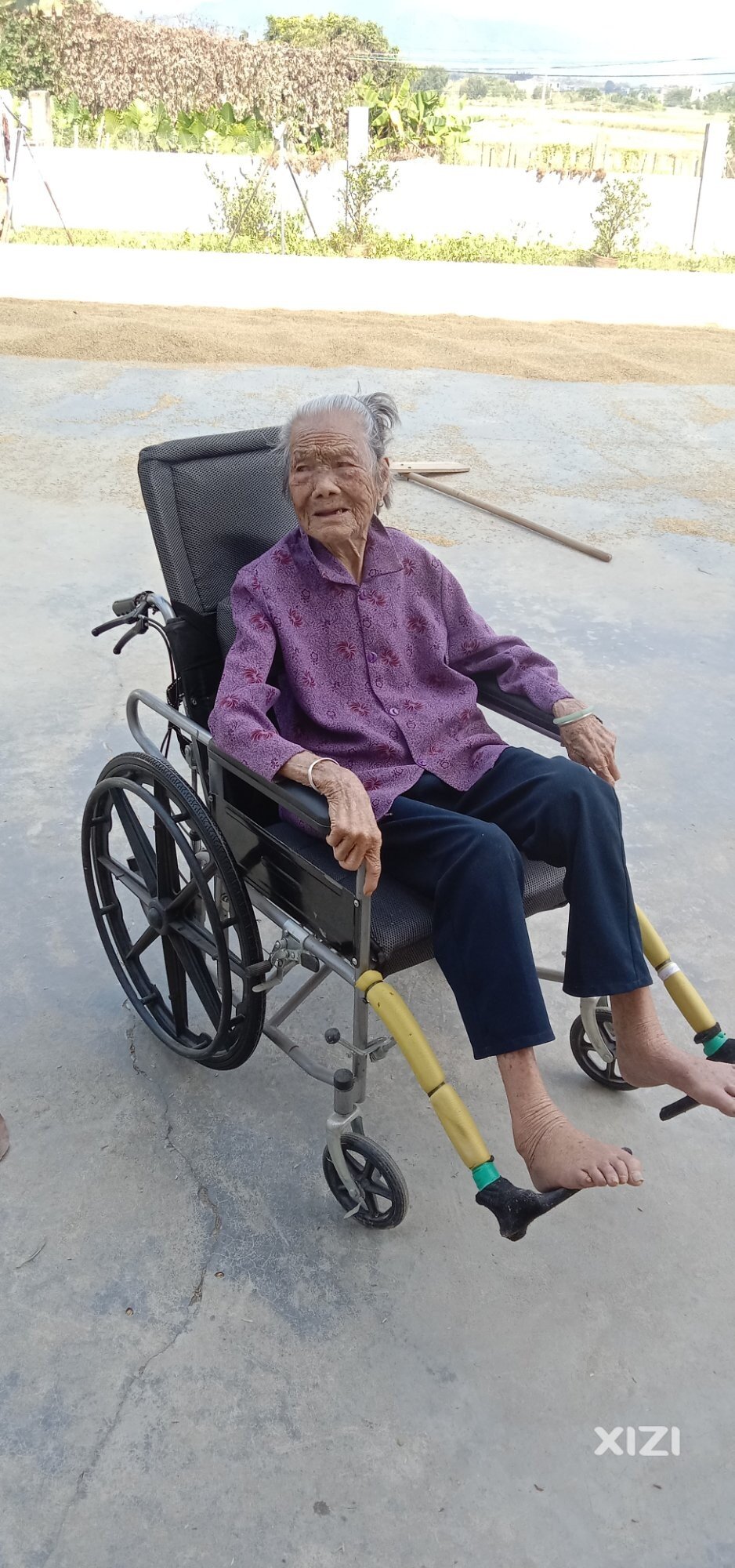 100岁老人夕阳西下