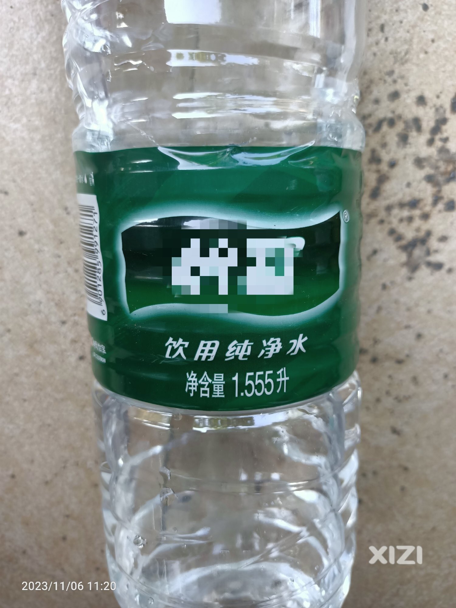 刚刚买瓶水都涨价5角，老板说批发涨价了，听说可乐也涨价了。