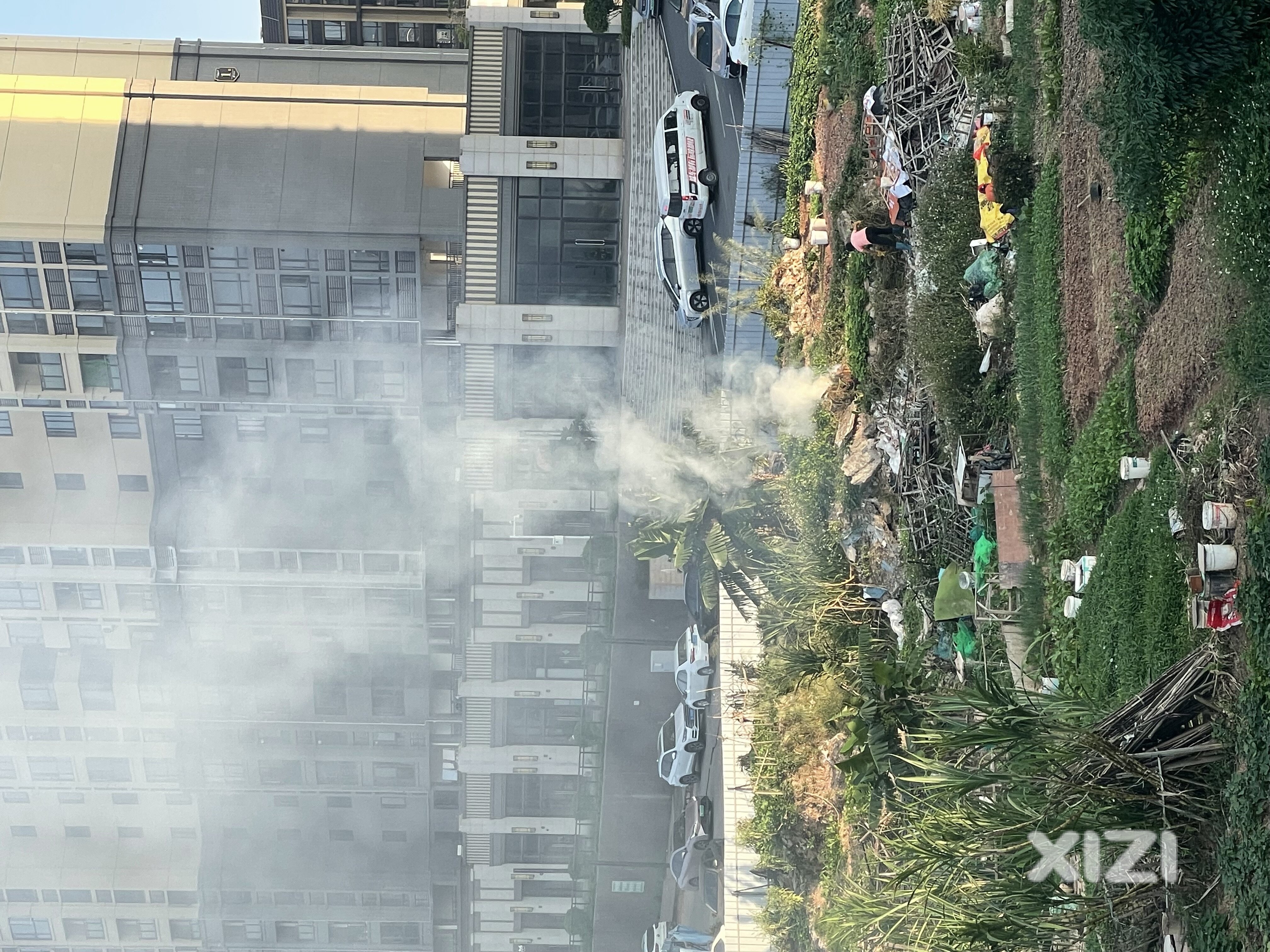 御豪庭隔壁虾尾岭村那片地