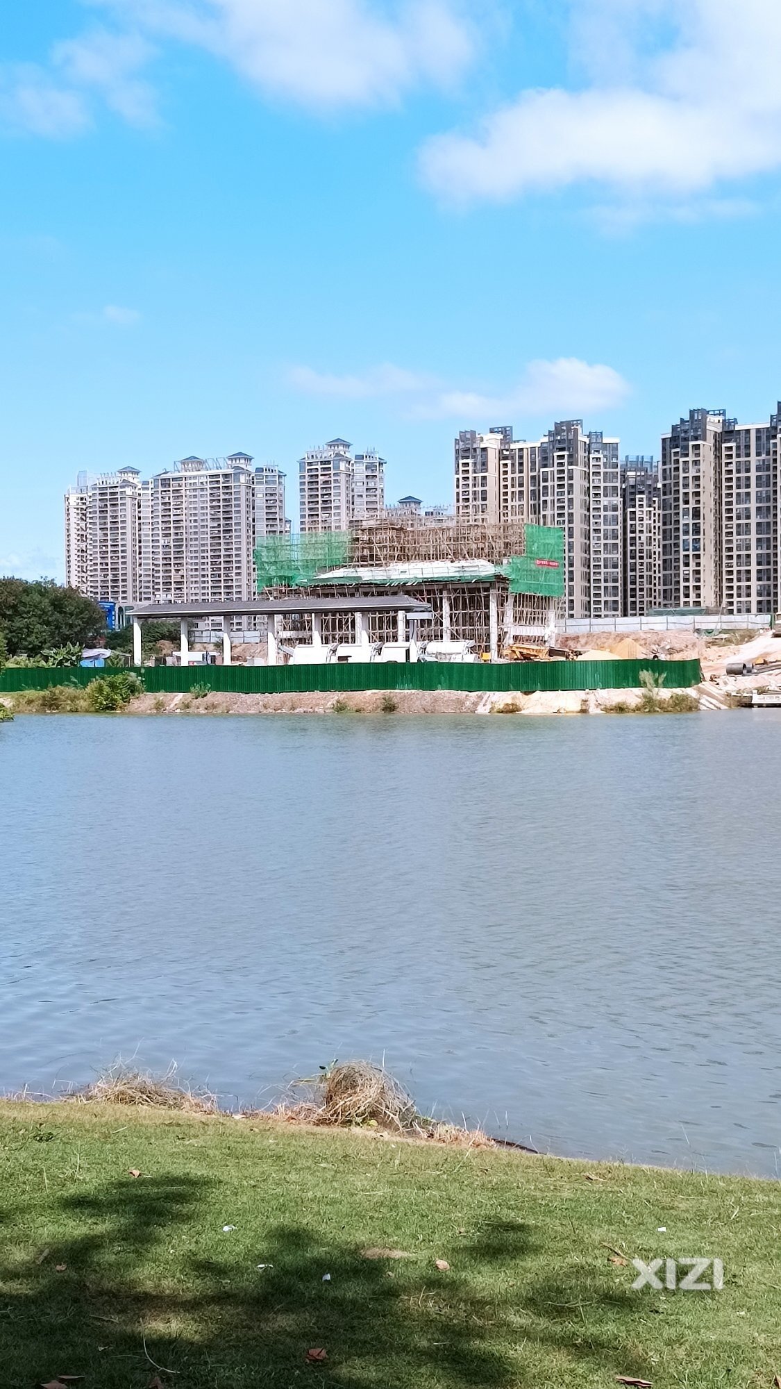金山湖公园这里要建个什么东西呀？