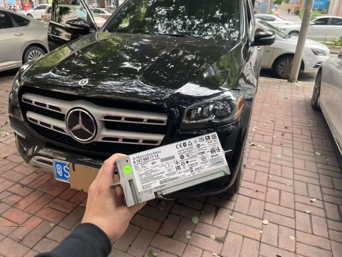 22款奔驰GLS450升级中规主机实现导航地图 中文您好奔驰